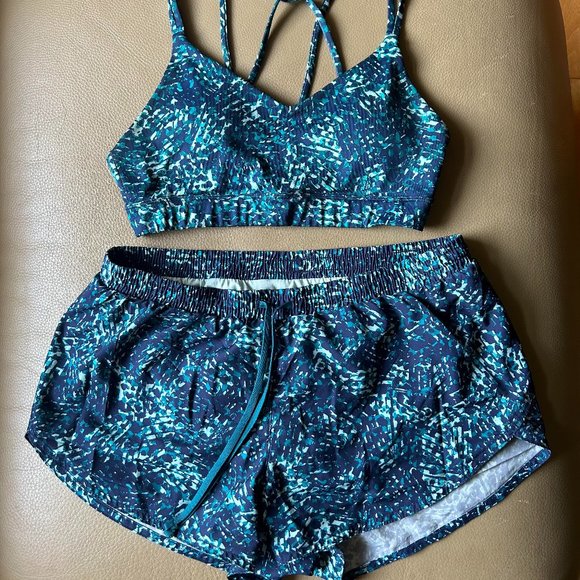 Old Navy Athletic Shorts - Picture 1 of 2